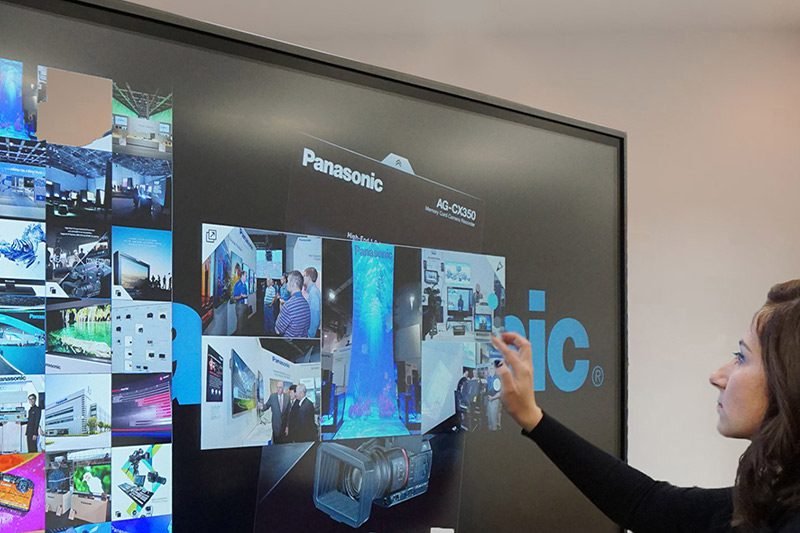 Instalacion de equipos audiovisuales pantalla interactiva