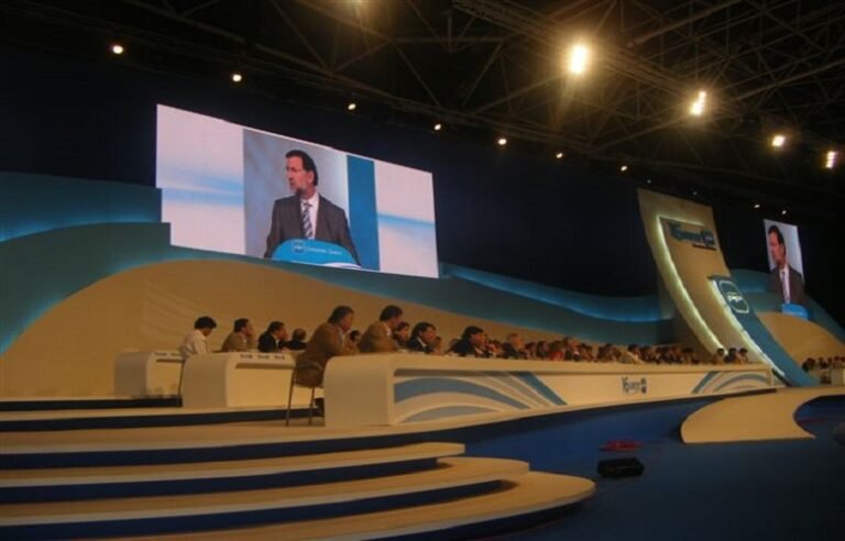 Espacios para eventos y material audiovisual congreso conferencia del pp