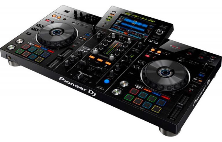 Equipos de sonido controladores