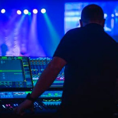 Nuestro personal técnico de iluminación