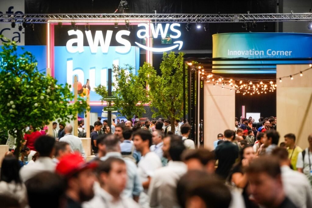 Alquiler Audiovisuales para AWS Summit Madrid