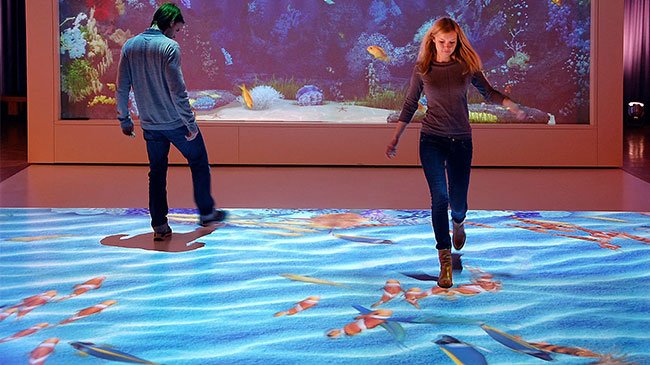 Suelo LED interactivo con tema acuático y peces - Alquiler de proyecciones interactivas