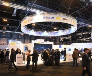 alquiler audiovisual stand